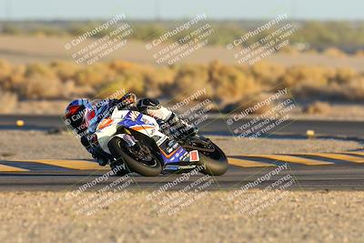 media/Nov-17-2024-CVMA (Sun) [[1fec520723]]/Race 18-Supersport Middleweight/